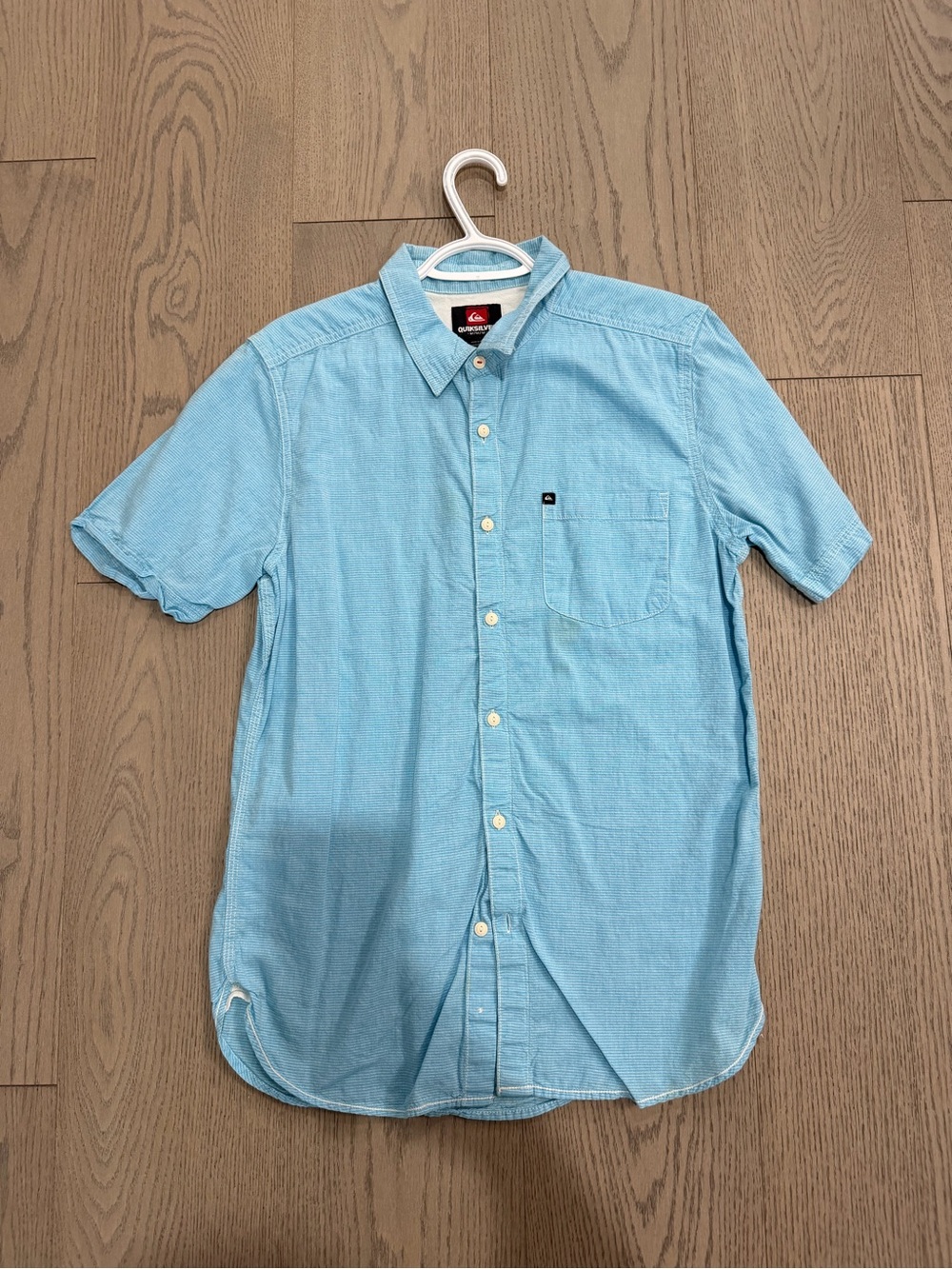 Quiksilver Light Blue Short-Sleeve Button-Down Shirt